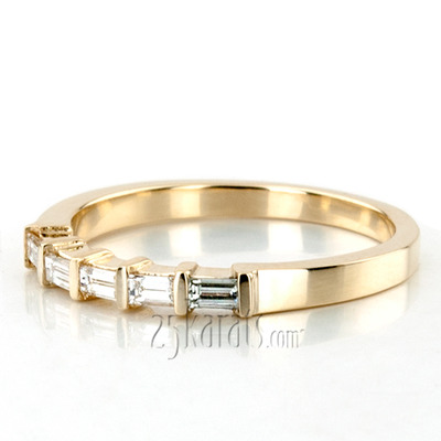 1.05 ct. tw. Baguette Cut Bar Set Diamond Wedding Band thumbnail 6