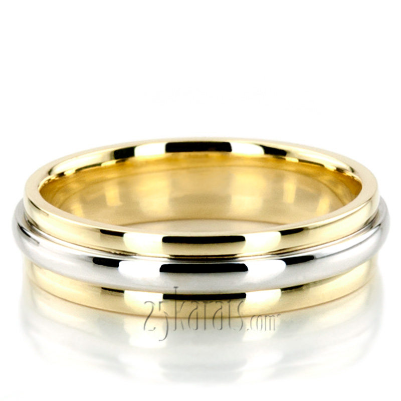 Round Shiny Diamond Carved Wedding Ring