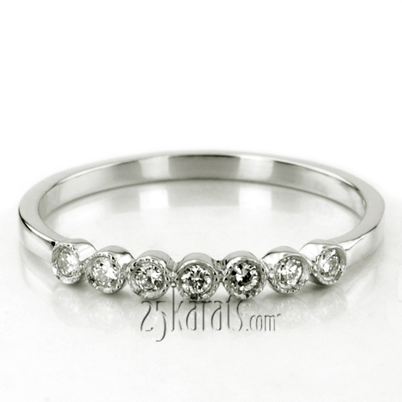 Seven Stone Bezel Set Diamond Wedding Ring (0.10 ct. t.w)