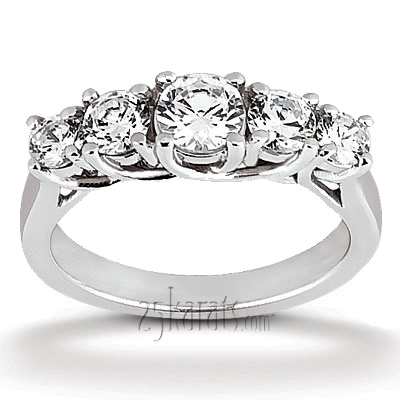 Five Stone Elegant Round Cut Prong Set Diamond Wedding Band (0.70 ct.tw)