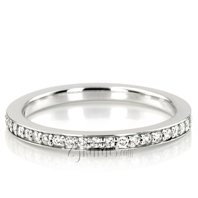 Classic Pave Set Ladies' Diamond Wedding Band (1/4ct. tw.) thumbnail 5