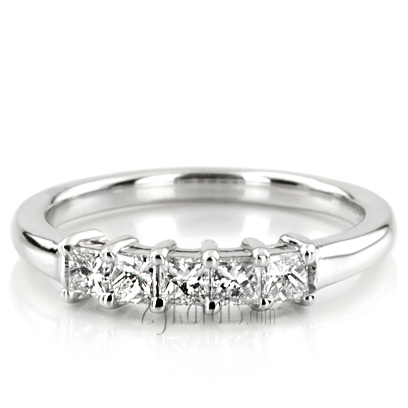 14K white gold Traditional Basket Setting Princess Cut Woman Diamond Ring (1/2 ct. tw.) - alternate view 7