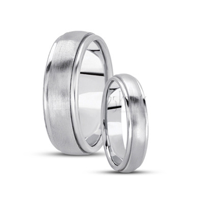 Step Edge Satin Finish Basic Carved Wedding Band Set