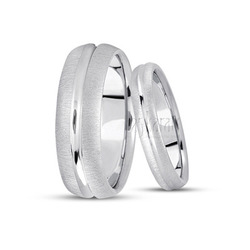 Cross-satin Deep Groove Diamond Cut Wedding Band Set