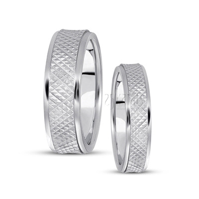 Grooved Diamond Cut Wedding Band Set