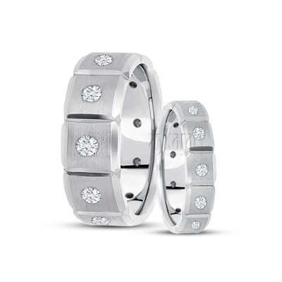  Stylish Grooved Diamond Wedding Ring Set