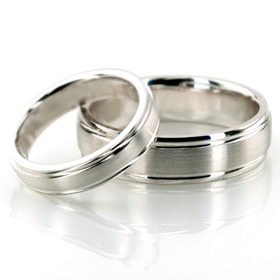 Traditional Satin Finish Diamond Carved Wedding Ring Set