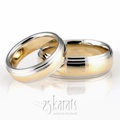 Double Step Edge Carved Design Wedding Band Set