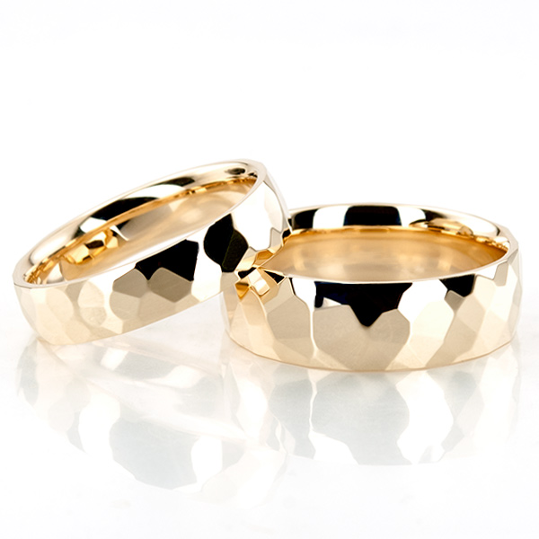 Ridged High Polish Basic Design Wedding Ring Set
