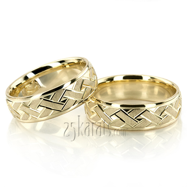 Attractive Angled Cut Diamond Cut Wedding Ring Set