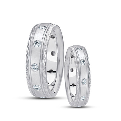 Fancy Edge Classic Diamond Wedding Band Set