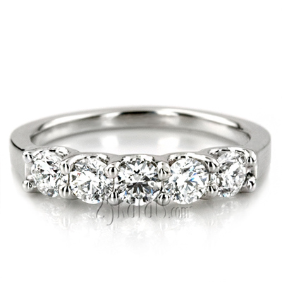 New Classic 5-Stone U-Prong Woman Anniversary Band (1 ct. tw.) thumbnail 9