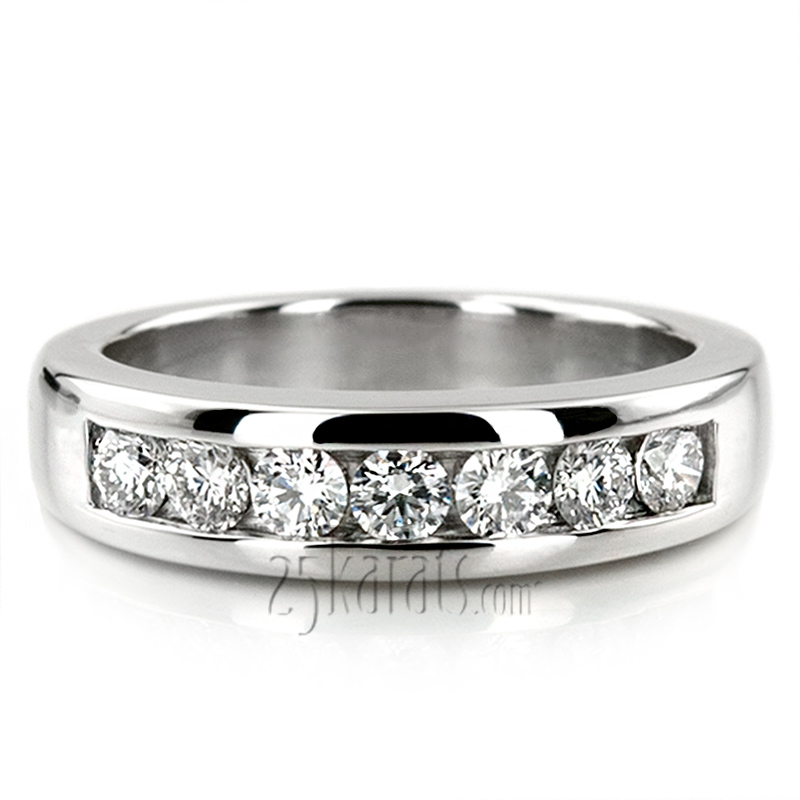 Channel Set Round Cut Man Diamond Ring (0.84 ct.tw)