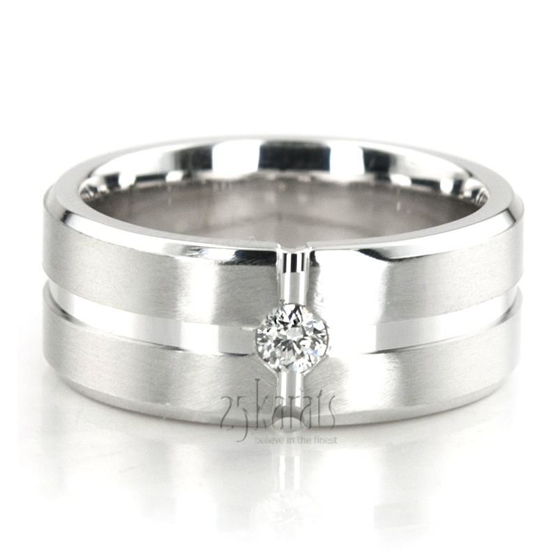 Exquisite Cross-cut Diamond Wedding Ring