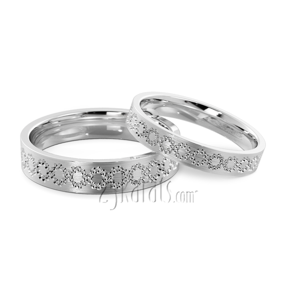 Circular Design Fancy Wedding Band Set