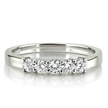 14K white gold 5 Stone Low Set Shared Closed Basket Diamond Anniversary Ring (0.35 ct. tw.) - alternate view 5