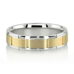 Round-Edge Rolex Style Wedding Band thumbnail 3