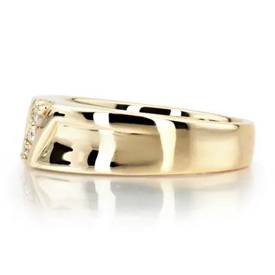 0.15 ct. Round Cut Three Stone Diamond Men Band - view 5 of 7