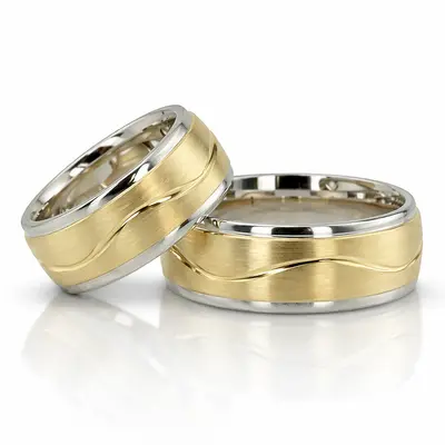 Elegant Wave Design Matching Wedding Rings Set thumbnail 3