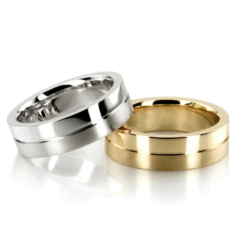 14K Exclusive-Symmetrical-Diamond-Cut-Wedding-Band-Set - main view