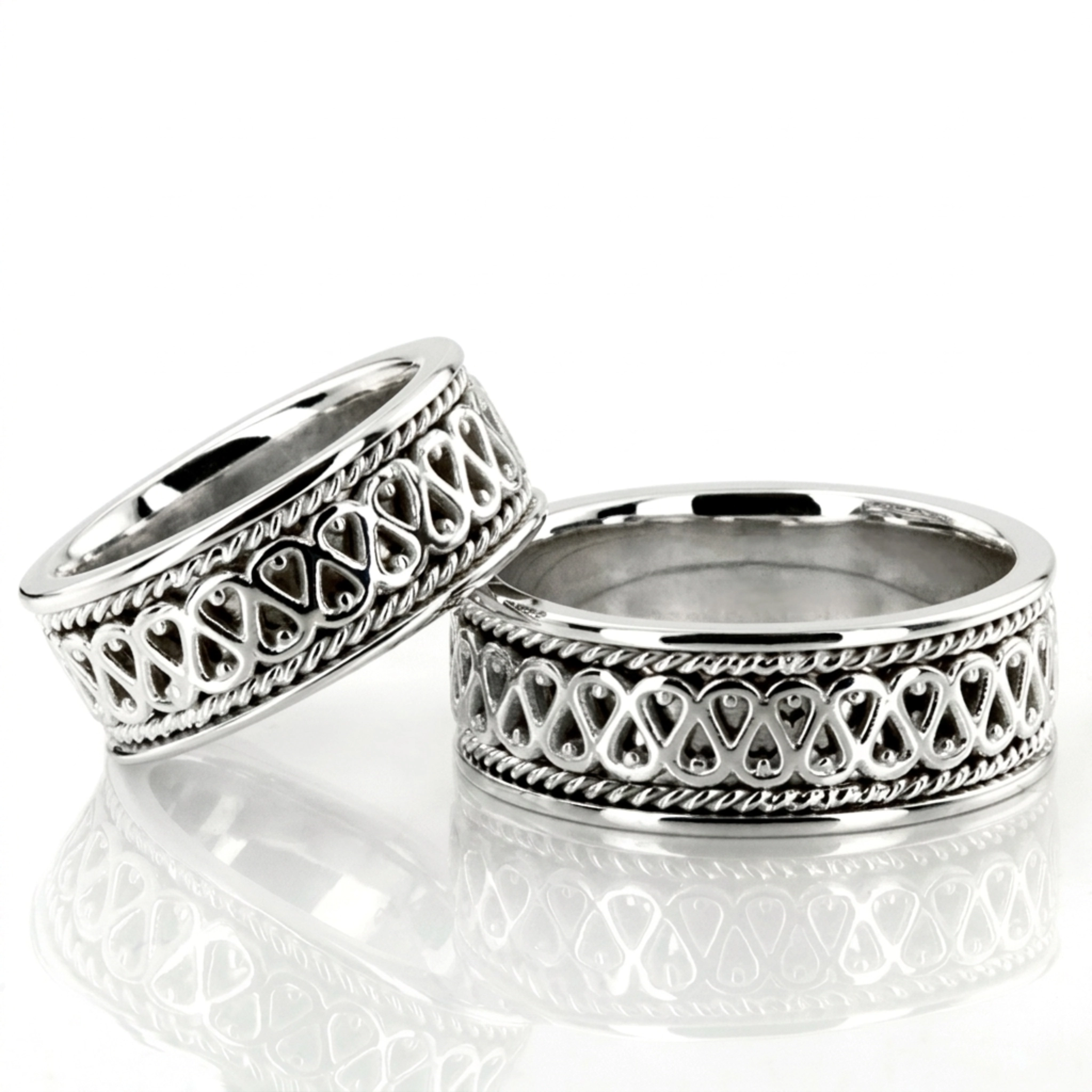 plat Traditional-Celtic-Handmade-Wedding-Ring-Set - main view