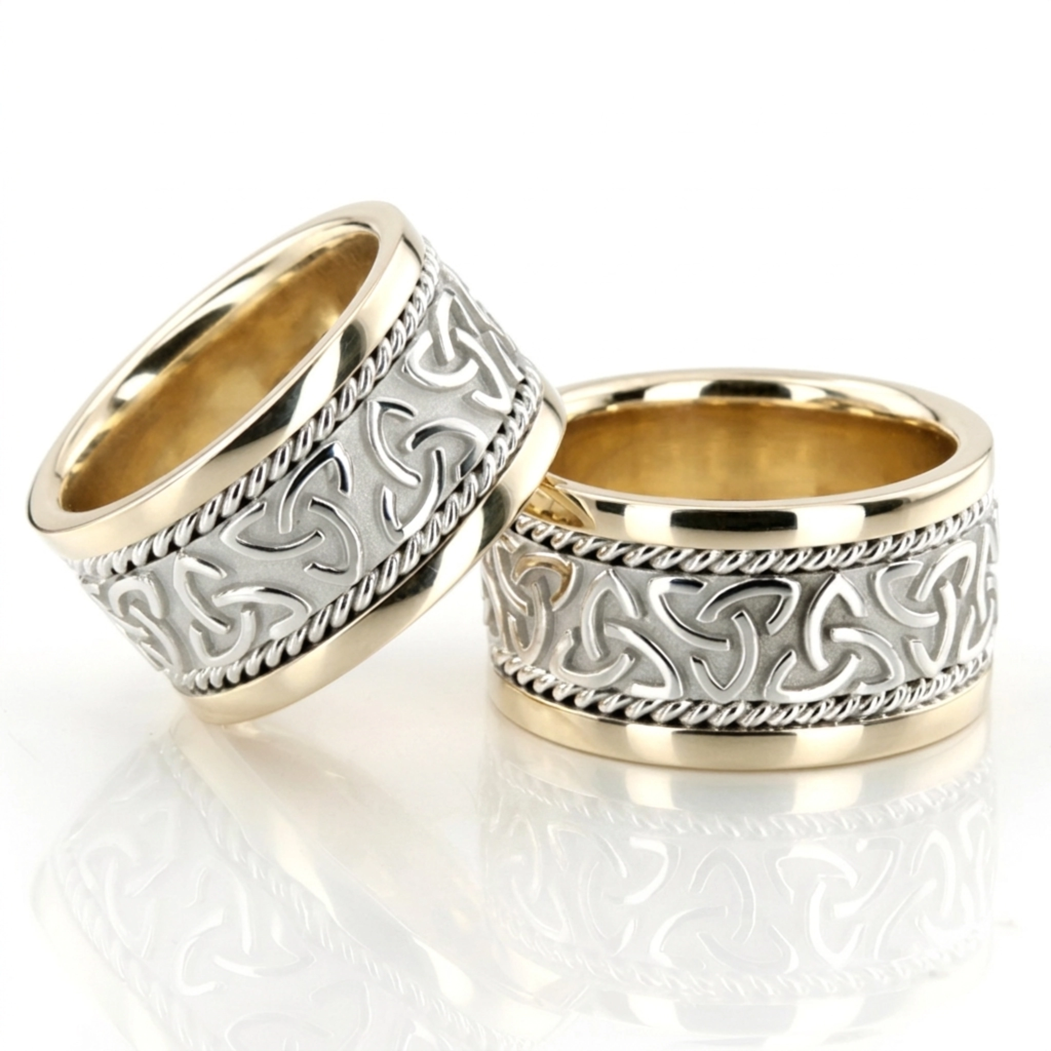 10K celtic_knot_wedding_ring_set - main view