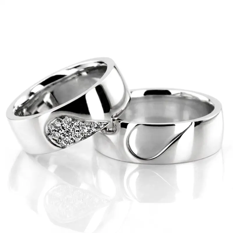18K his-and-her-diamond-wedding-bands - alternate view 4