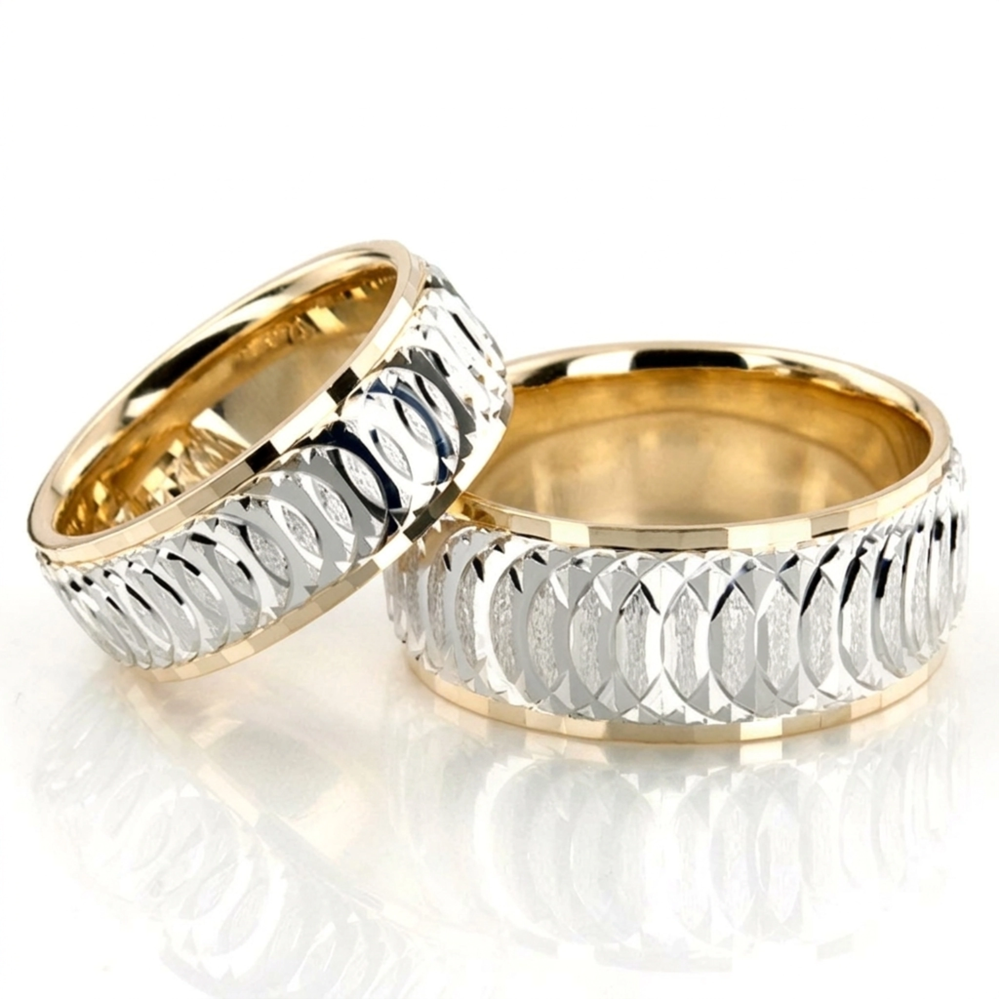 10K circular-cut-fancy-carved-wedding-band - main view