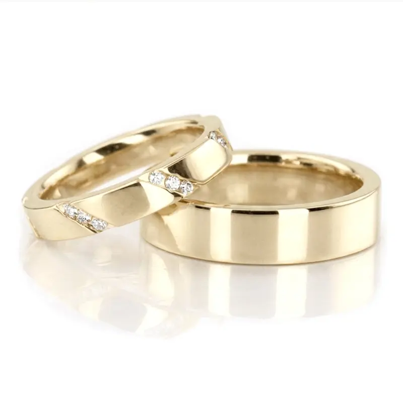 10K flat-comfort-fit-diamond-wedding-band-set - alternate view 3