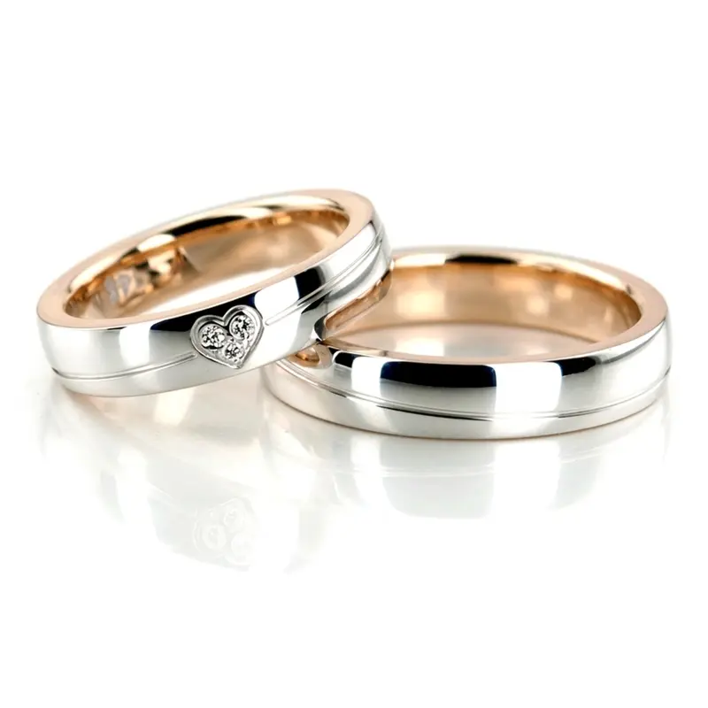 14K heart-shape-pave-set-diamond-two-tone-wedding-band - main view
