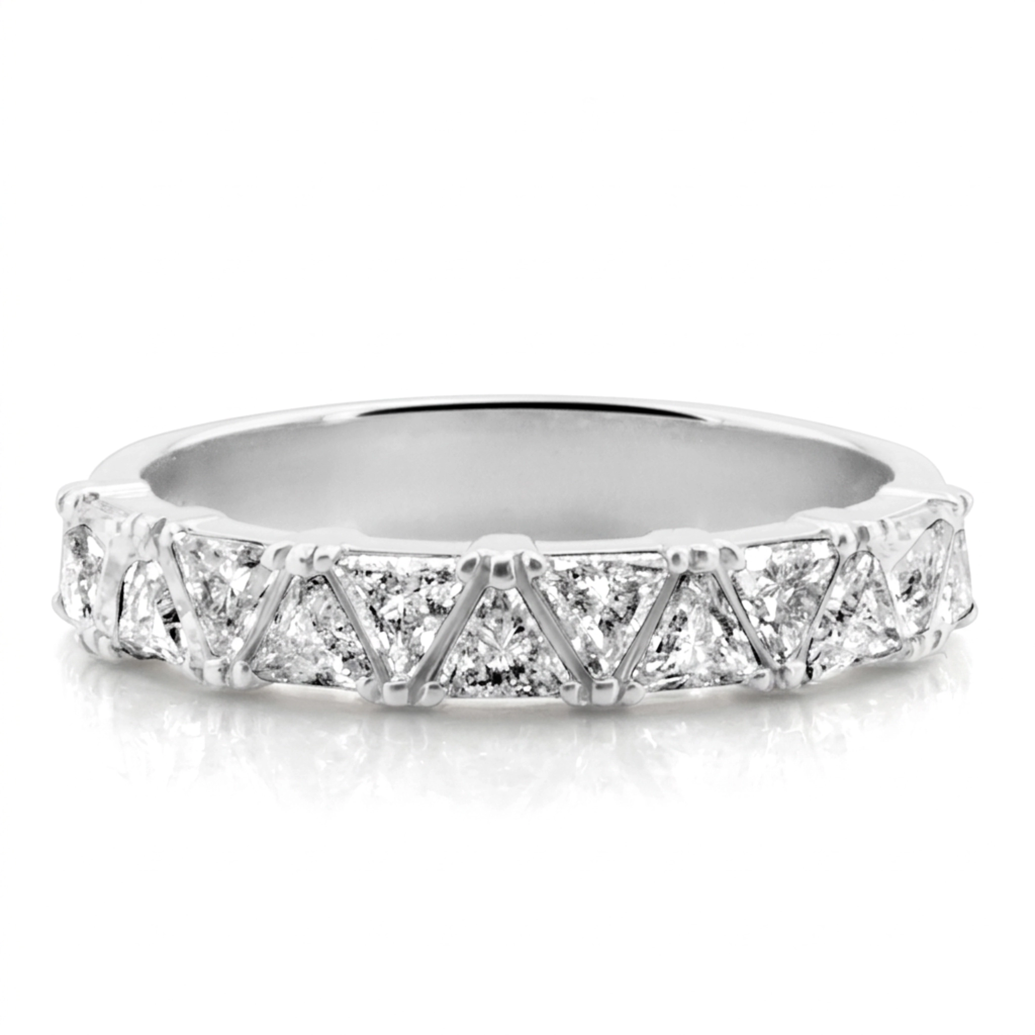 14K white gold Triangle Diamond Ring 1 1/2 ct.tw - alternate view 2