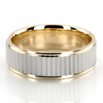 Exquisite Striped Fancy Carved Wedding Ring 