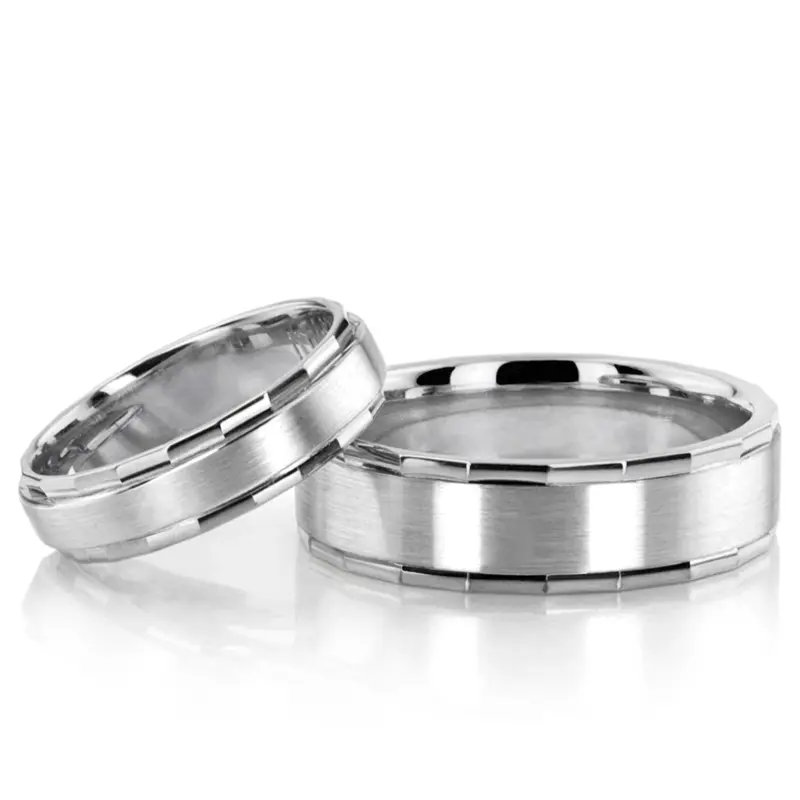 18K basic-diamond-carved-wedding-ring-set - alternate view 2