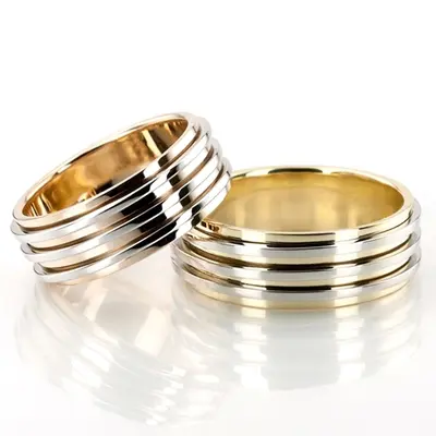 Chic Shiny Basic Designer Wedding Ring Set - view 2 of 2