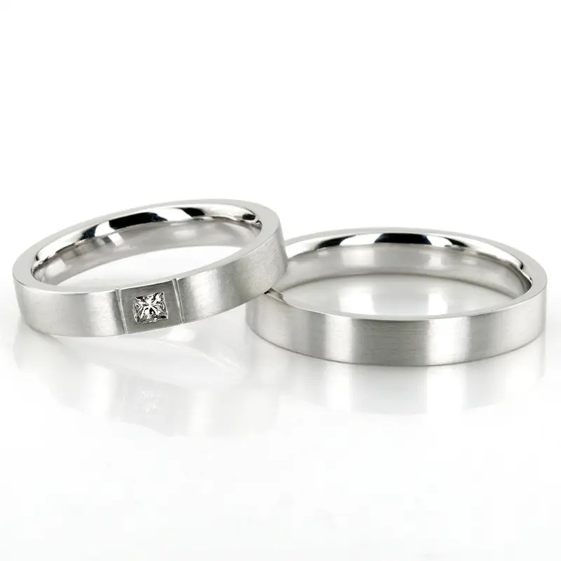 10K princess-diamond-wedding-rings - main view