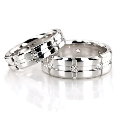 Exquisite Incised Diamond Wedding Ring Set - view 1 of 2