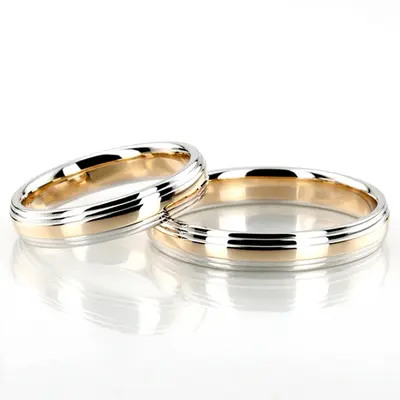 Double Step Edge Carved Design Wedding Band Set - view 3 of 5