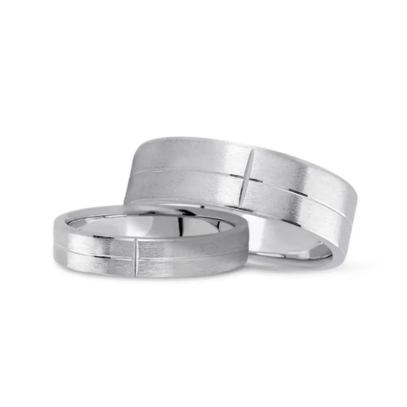 plat his-and-her-basic-carved-simple-wedding-bands - alternate view 3
