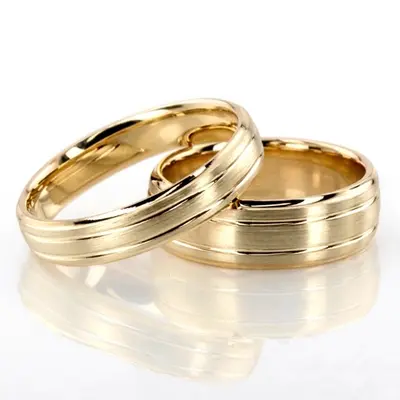 Chic Brushed Basic Carved Wedding Ring Set - view 3 of 5