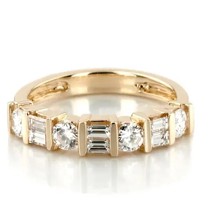 Bar Set Round & Baguette Diamond Band (3/4 ct. tw.)