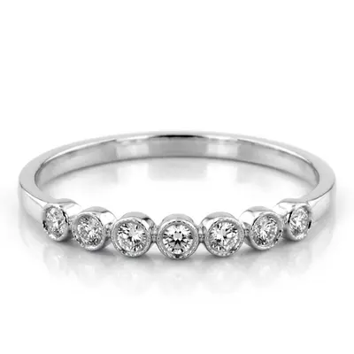 Timeless Seven Stone Diamond Wedding Ring (1/8 ct. tw.)