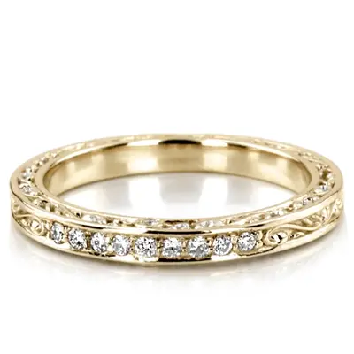 2.5mm Scroll Engraved Triple-Sided Diamond Band (1/8 ct. tw.)