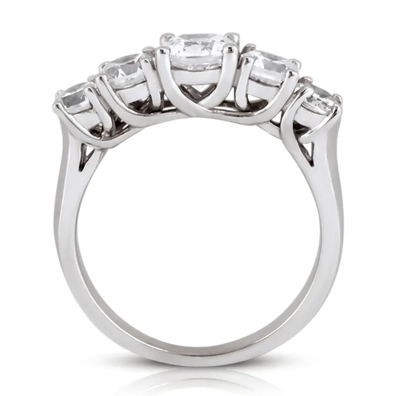 14K white gold Five Stone Graduated Diamond Wedding Band (2/3 ct. tw.) - alternate view 5