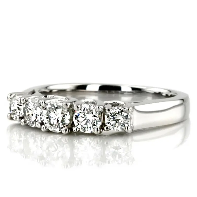 14K white gold Five Stone Graduated Diamond Wedding Band (2/3 ct. tw.) - alternate view 3