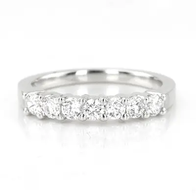7 Stone Shared Prong Woman Diamond Ring (1/5 ct. tw.)