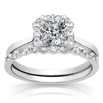 Shared Single Prong Halo for Square Center Diamond Engagement Ring (0.24 ct. tw.)