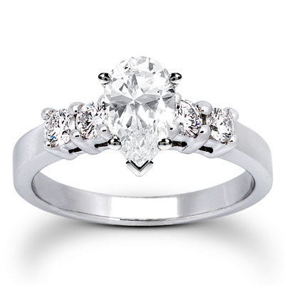 Round Cut Shared Prong Set Diamond Bridal Ring (0.40 ct. tw.) thumbnail 7