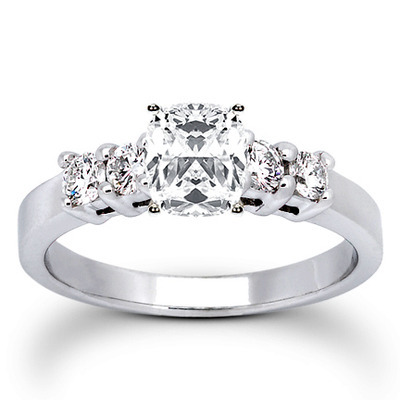 Round Cut Shared Prong Set Diamond Bridal Ring (0.40 ct. tw.) thumbnail 5