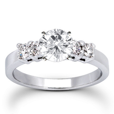 Round Cut Shared Prong Set Diamond Bridal Ring (0.40 ct. tw.) thumbnail 4