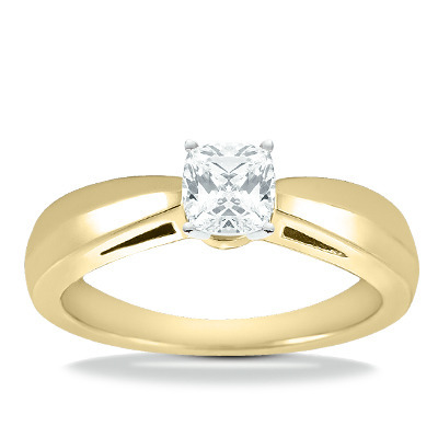 Trendy Diamond Engagement Ring thumbnail 1